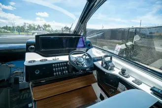 Thumbnail von Sea Ray 370 Sundancer Outboard