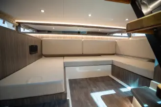 Thumbnail von Sea Ray 370 Sundancer Outboard
