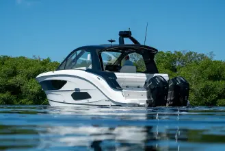 Thumbnail von Sea Ray 370 Sundancer Outboard