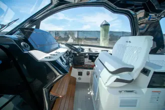 Thumbnail von Sea Ray 370 Sundancer Outboard