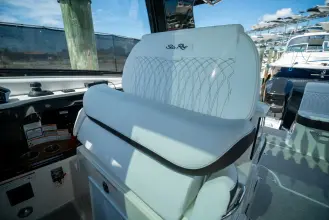 Thumbnail von Sea Ray 370 Sundancer Outboard