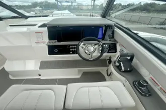 Thumbnail von Sea Ray 320 Sundancer Outboard
