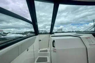 Thumbnail von Sea Ray 320 Sundancer Outboard
