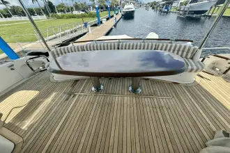 Thumbnail von Lazzara Yachts 68 Fly