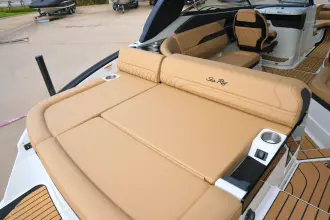 Thumbnail von Sea Ray SLX 260 Surf