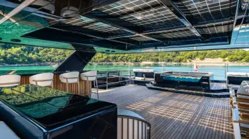 Thumbnail von Sunreef Yachts 100 Power PETITE BELLE