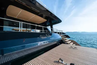 Thumbnail von Sunreef Yachts 100 Power PETITE BELLE