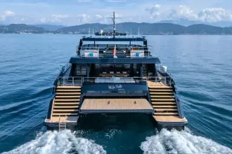 Thumbnail von Sunreef Yachts 100 Power PETITE BELLE
