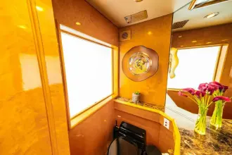 Thumbnail von Hatteras 130 Flybridge Motor Yacht LONE STAR