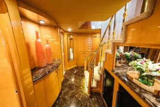 Thumbnail von Hatteras 130 Flybridge Motor Yacht LONE STAR