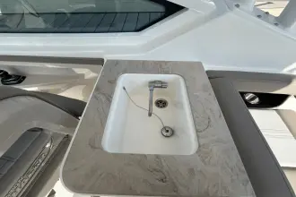 Thumbnail von Boston Whaler 280 Vantage