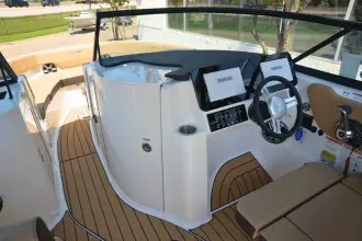 Thumbnail von Sea Ray SDX 230 Surf