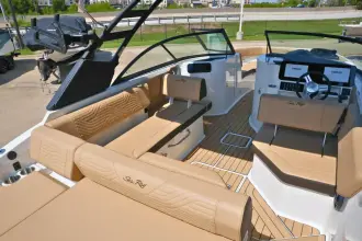 Thumbnail von Sea Ray SDX 230 Surf