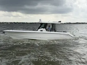 Boston Whaler 360 Outrage