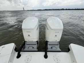 Thumbnail von Boston Whaler 360 Outrage
