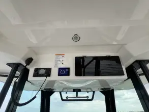 Thumbnail von Boston Whaler 360 Outrage