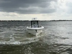 Thumbnail von Boston Whaler 360 Outrage
