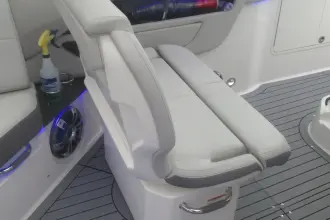 Thumbnail von Sea Ray SLX 400 Outboard