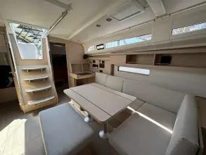 Thumbnail von Beneteau Oceanis 40.1