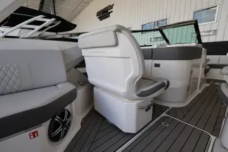 Thumbnail von Sea Ray SLX 310 Outboard