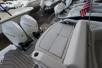 Thumbnail von Sea Ray SLX 310 Outboard
