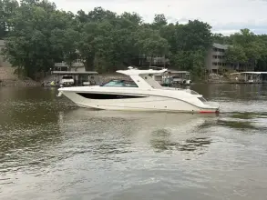 Thumbnail von Sea Ray SLX 400