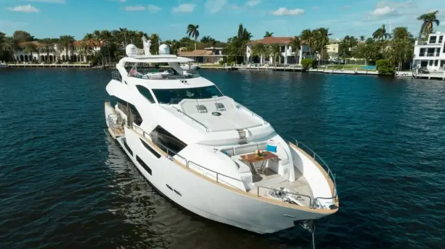 Sunseeker 95 Yacht Mirracle