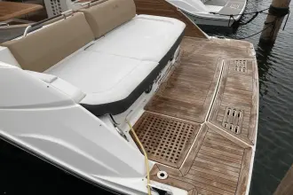 Thumbnail von Sea Ray SLX 400