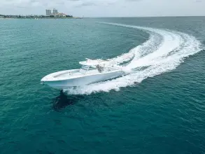Thumbnail von Yellowfin 42 Offshore