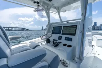 Thumbnail von Yellowfin 34 Offshore