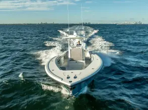 Thumbnail von Yellowfin 36 Offshore