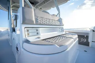 Thumbnail von Yellowfin 39 Offshore