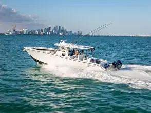 Thumbnail von Yellowfin 42 Offshore