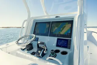 Thumbnail von Yellowfin 32 Offshore