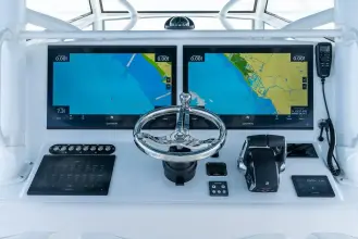 Thumbnail von Yellowfin 42 Offshore