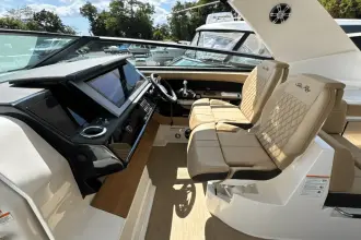 Thumbnail von Sea Ray SLX 400 Outboard