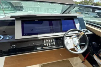 Thumbnail von Sea Ray SLX 400 Outboard
