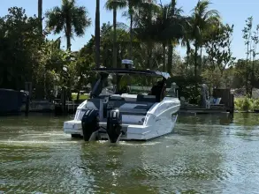 Thumbnail von Cruisers Yachts 34 GLS