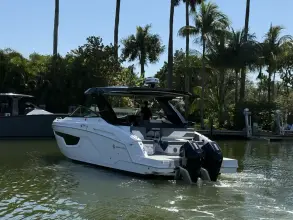 Thumbnail von Cruisers Yachts 34 GLS