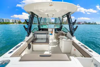 Thumbnail von Boston Whaler 240 Vantage