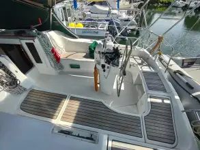 Thumbnail von Beneteau Oceanis Clipper 393 RAREBIRD