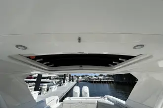 Thumbnail von Sea Ray SLX 350 Outboard