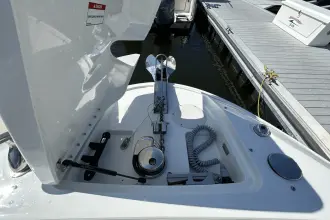 Thumbnail von Sea Ray SLX 350 Outboard