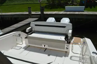 Thumbnail von Tiara Yachts 34 LS Station Break