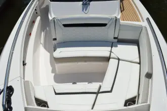 Thumbnail von Tiara Yachts 34 LS Station Break