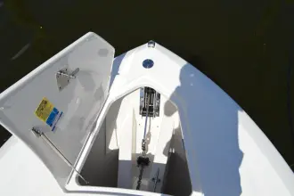 Thumbnail von Tiara Yachts 34 LS Station Break