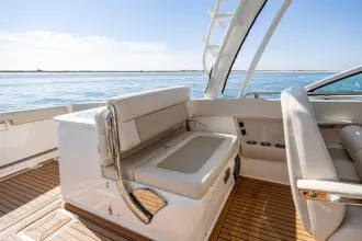 Thumbnail von Boston Whaler 320 Vantage