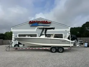 Boston Whaler 28 Conquest