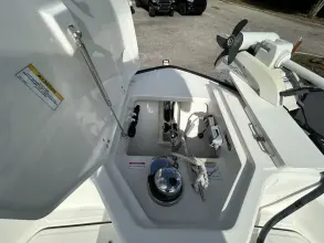 Thumbnail von Boston Whaler 28 Conquest