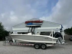 Thumbnail von Boston Whaler 28 Conquest